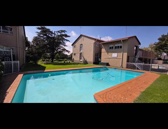 2 BEDROOM SECTIONAL TITLE FOR SALE IN BRACKENHURST